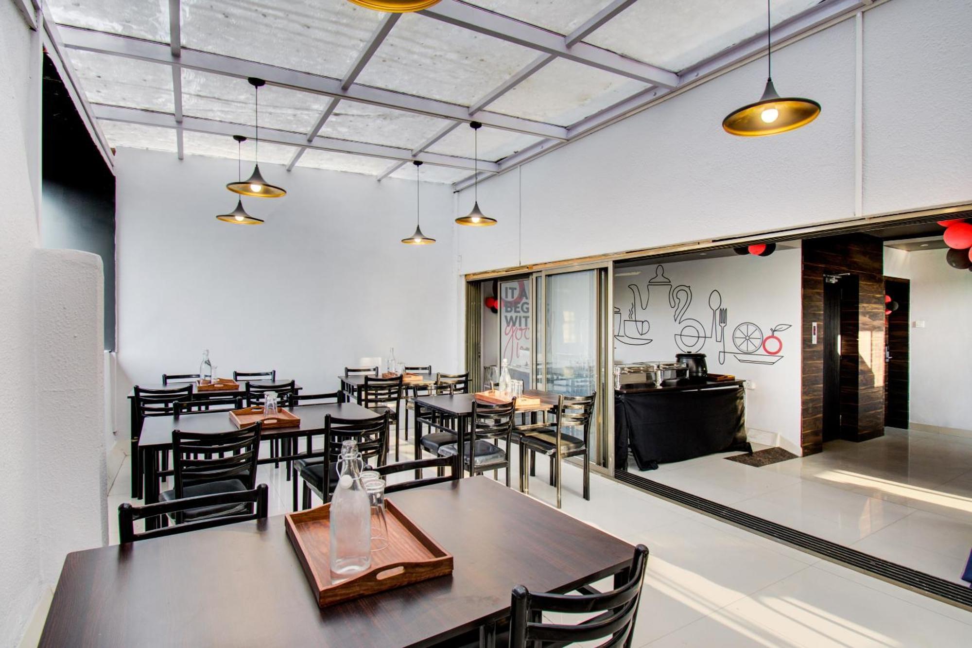 典藏o 30070拉贾达尼酒店 浦那 外观 照片